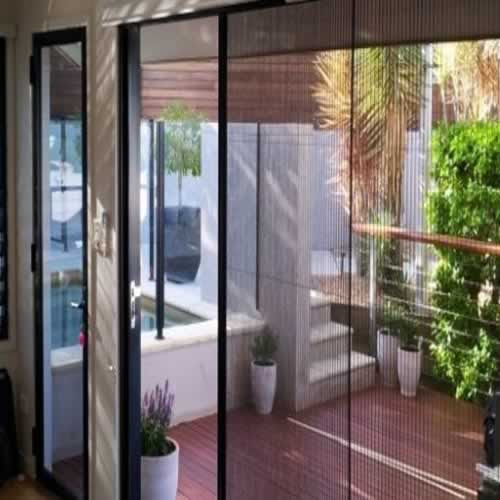 Hình ảnh Cửa lưới chống muỗi ban công
