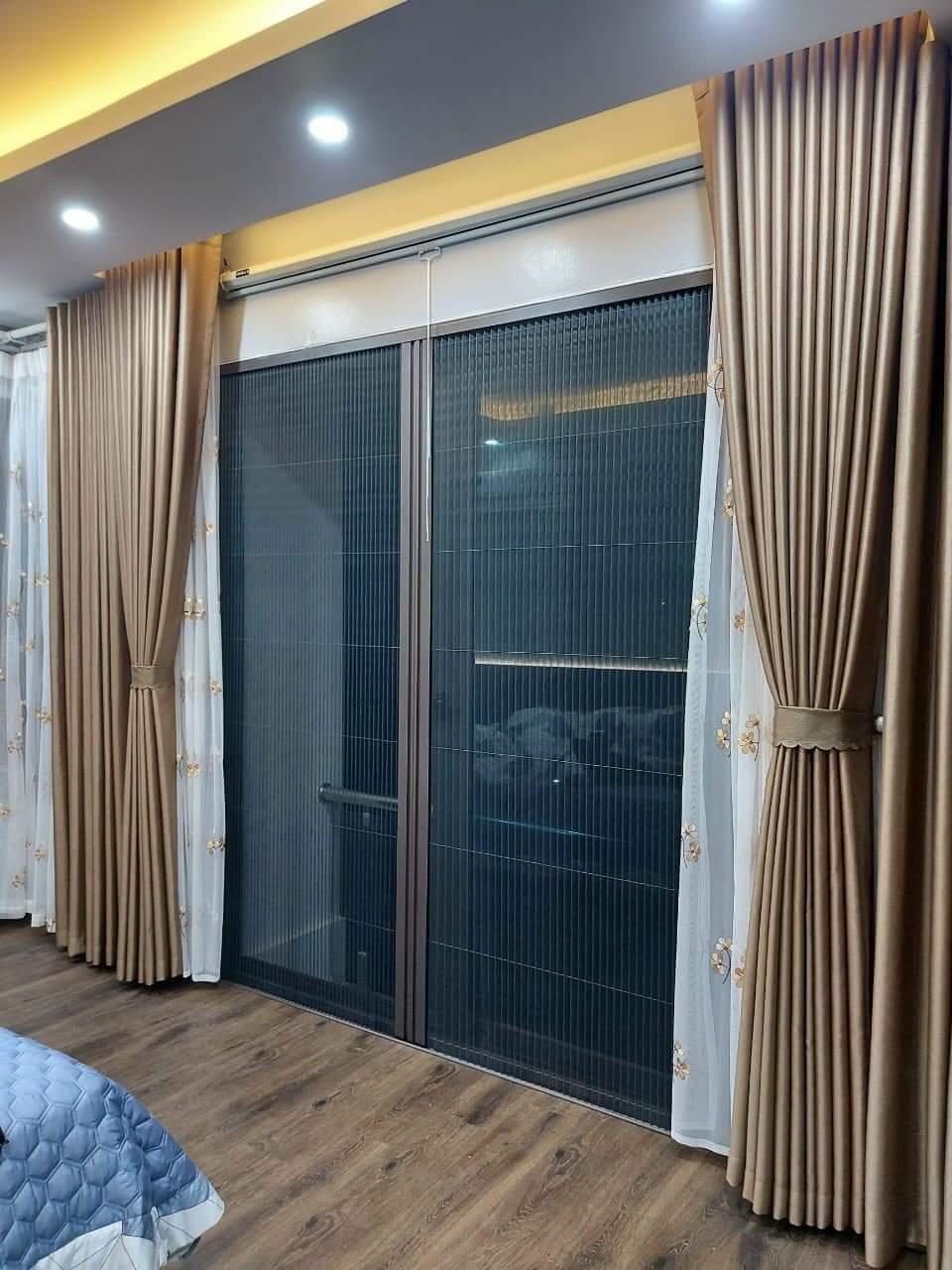 Cửa lưới chống muỗi bánh xe bằng đồng