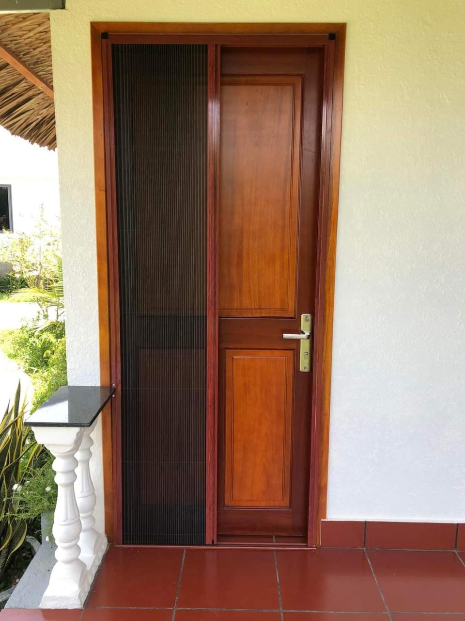Cửa lưới chống muỗi dạng xếp 2 cánh