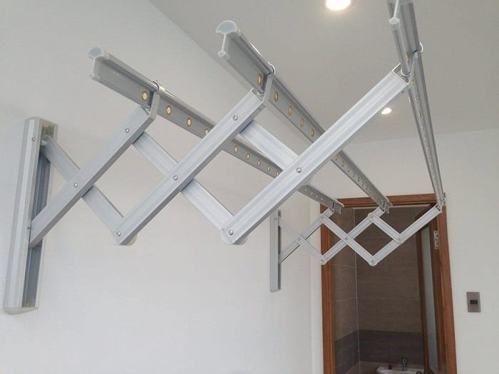 Giàn phơi đồ thông minh gắn tường xếp ngang