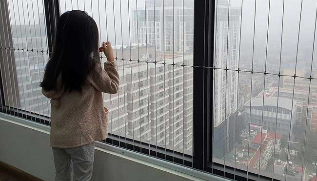 Lưới an toàn cửa sổ chung cư