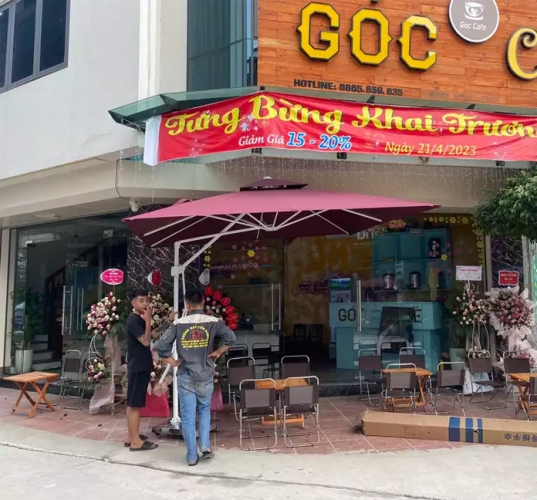 Ô dù hòa phát lệch tâm vuông 3m màu đỏ