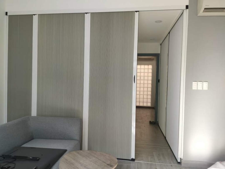 Rèm vách ngăn tổ ong ngăn phòng khách