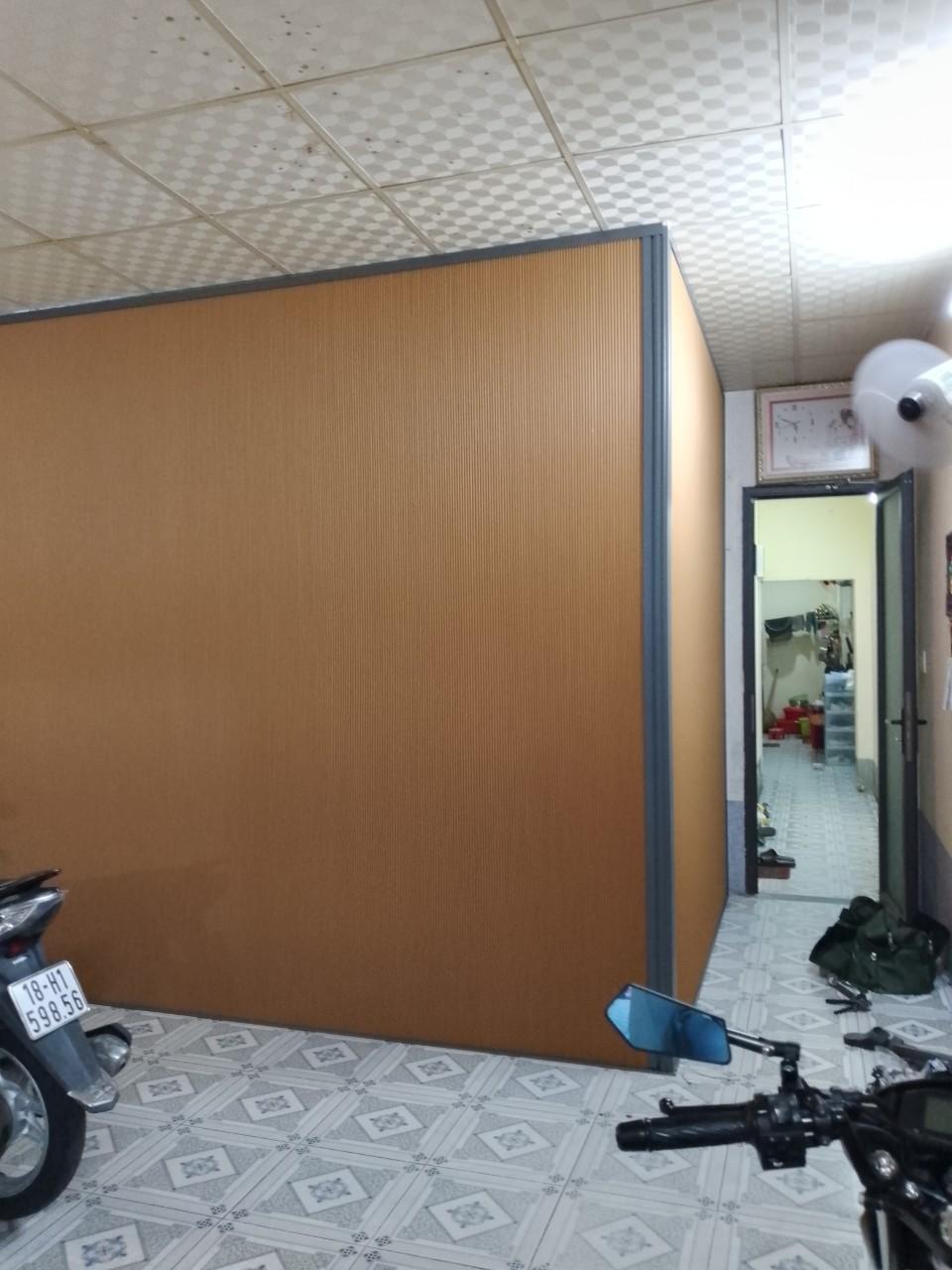 Vách ngăn phòng điều hoà