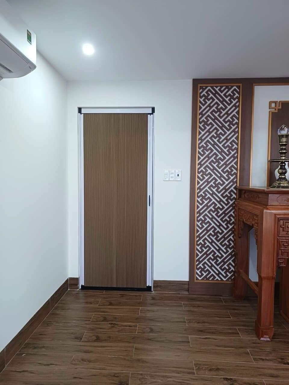 Vách ngăn tổ ong cho cửa đi