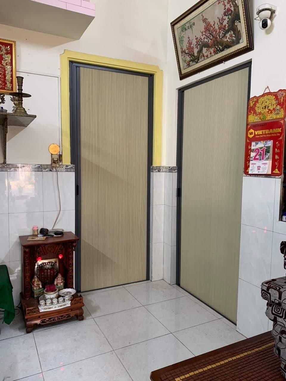 Vách ngăn tổ ong cho cửa đi